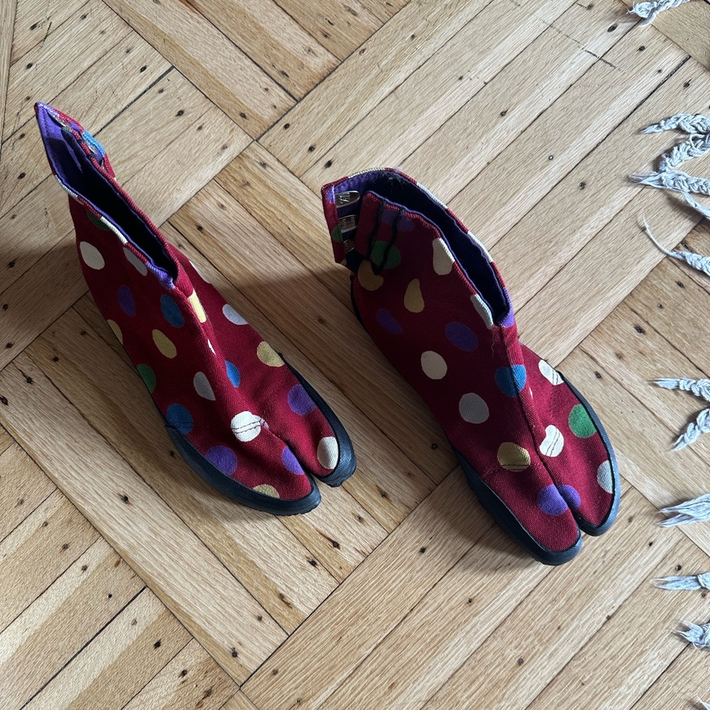 Sou Sou Women's Split-Toe Polka Dot Ankle Boots in Red